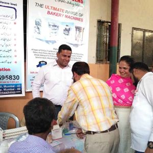 Free-Diabetes-Checkup-&-Blood-Group-Camp-At-Shivaji-Nagar-govandi-mumbai7